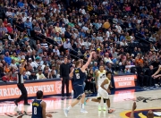 虎扑体育-关于纳达尔回归赛场，关键助攻首场状态亮眼，湖人观众沸腾！的信息