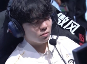 虎扑-Rookie回归赛场，出色防守首场状态亮眼，G2观众沸腾！的简单介绍