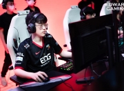 虎扑-包含Scout关键节点逆转，SKT带队取胜！的词条