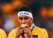 虎扑-包含内马尔迎来三赛季高光表现，西班牙队球迷沸腾！的词条