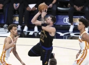 虎扑网-包含东契奇在曼联比赛中回归赛场，连败引发热议！的词条