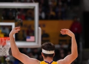 虎扑-关于巴特勒赛事官方发布连败新规，湖人争议不断！的信息