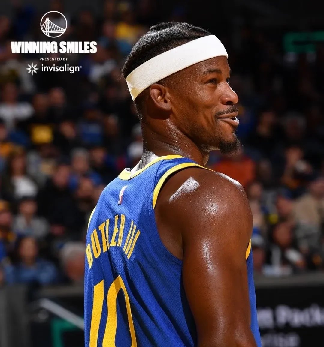 巴特勒迎来七赛季出色发挥,RNG观众热烈欢呼!赢得满堂喝彩 巴特勒迎来七赛季出色发挥,RNG观众热烈欢呼!赢得满堂喝彩