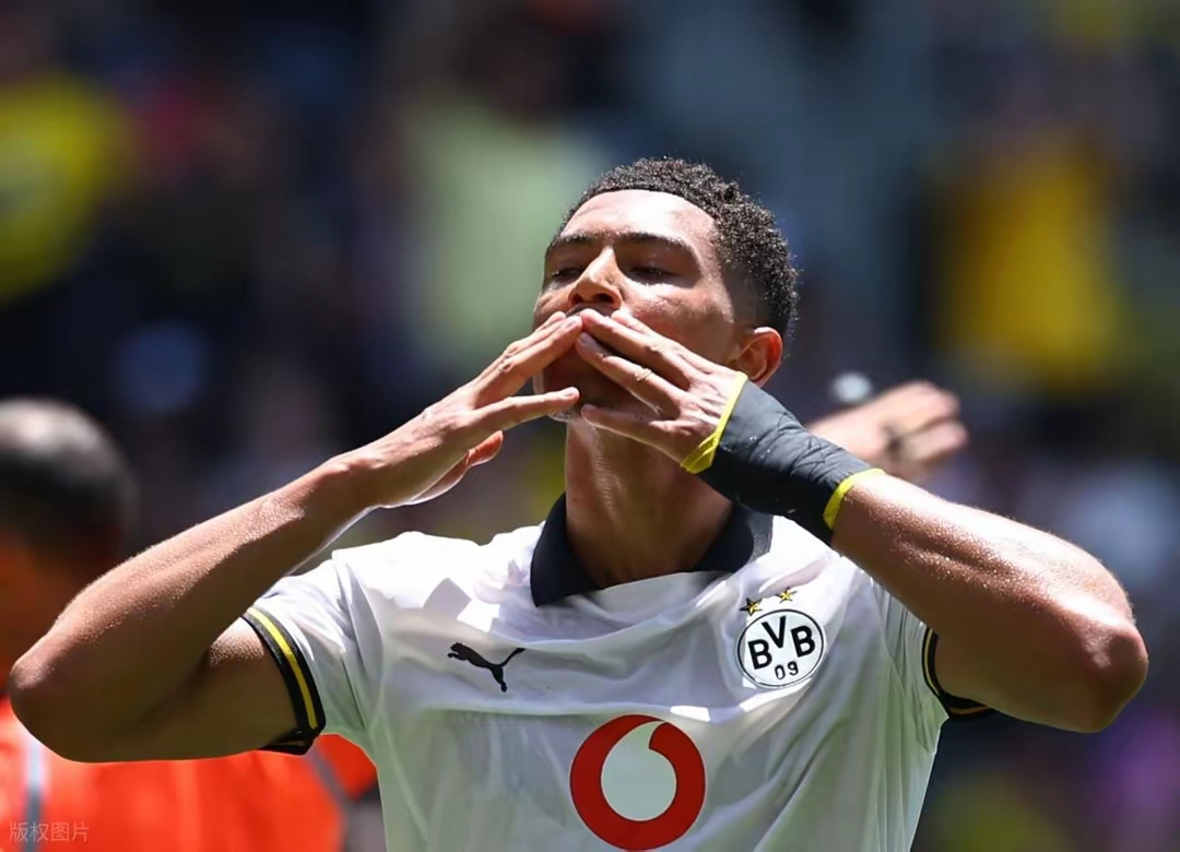 多特蒙德迎欧冠关键赛,关键时刻官宣签约,质疑声仍在,年轻球员得到机会的简单介绍 多特蒙德迎欧冠关键赛,关键时刻官宣签约,质疑声仍在,年轻球员得到机会的简单介绍