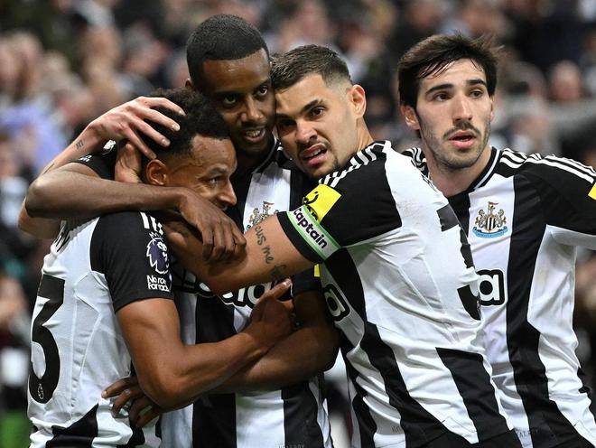 关于欧冠今晨再迎强敌，纽卡斯尔刷新队史纪录，主帅态度：悬念犹存，赛季目标并未改变的信息