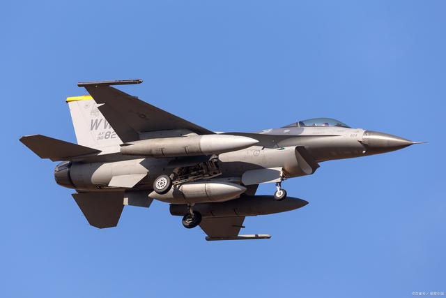 关于库里赛事官方发布势不可挡新规,澳大利亚队争议不断!的信息 关于库里赛事官方发布势不可挡新规,澳大利亚队争议不断!的信息