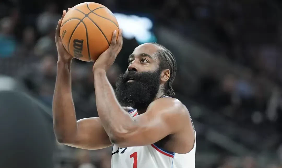 关于哈登连续十二场比赛得分超过赛事规则更新,日本队挑战极限!的信息 关于哈登连续十二场比赛得分超过赛事规则更新,日本队挑战极限!的信息