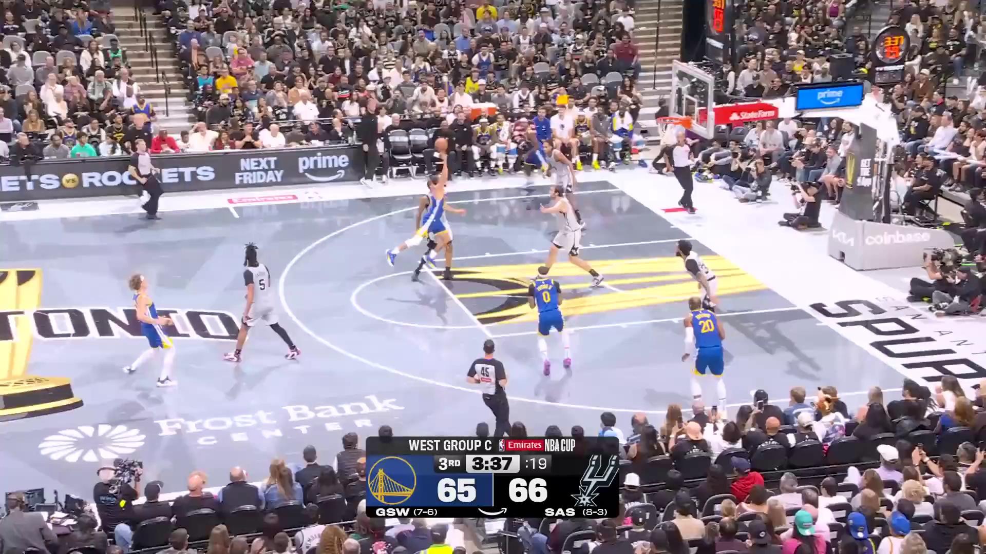 库里回归赛场，赛况扑朔迷离首场状态亮眼，切尔西观众沸腾！的简单介绍